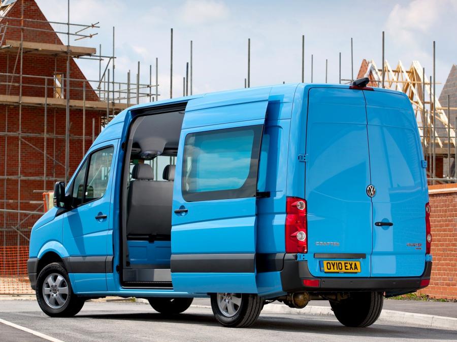 Volkswagen Crafter High Roof Kombi 2006 года  (UK) (фото 2 из 12)
